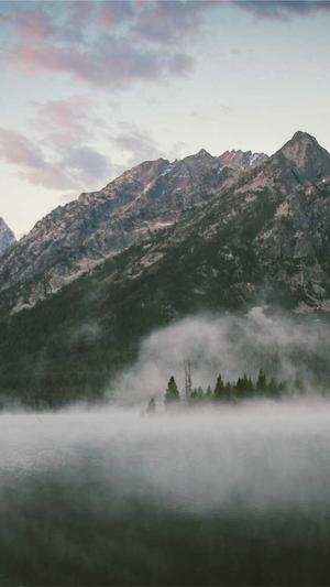 国产日韩黑料截图1